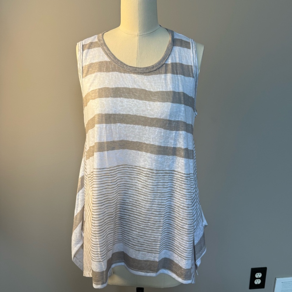 For Cynthia Gray/Tan & White Striped Tank Tops, Medium, New, Set of 2 - Picture 10 of 16